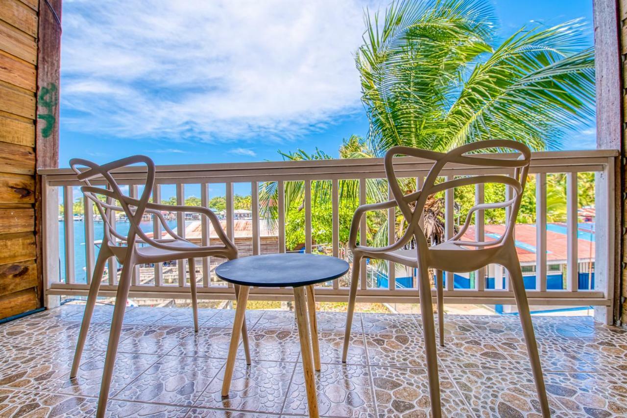 Los Balcones Over The Sea Hotel Bocas del Toro Exteriör bild